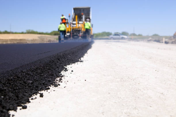 Best Driveway paver sealing in Le Grand, CA